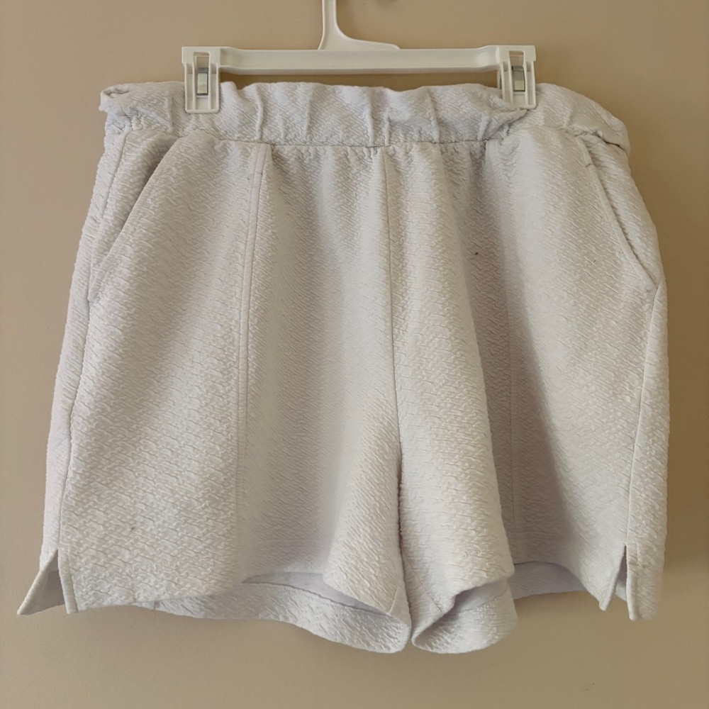 Zella White Textured Pull On High Rise Shorts Pockets Women’s XL